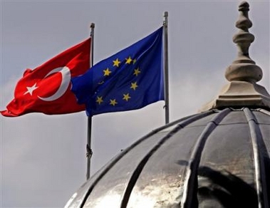 Avrupa Birliği’neTam Üyeliğin Eşiğinde Türkiye